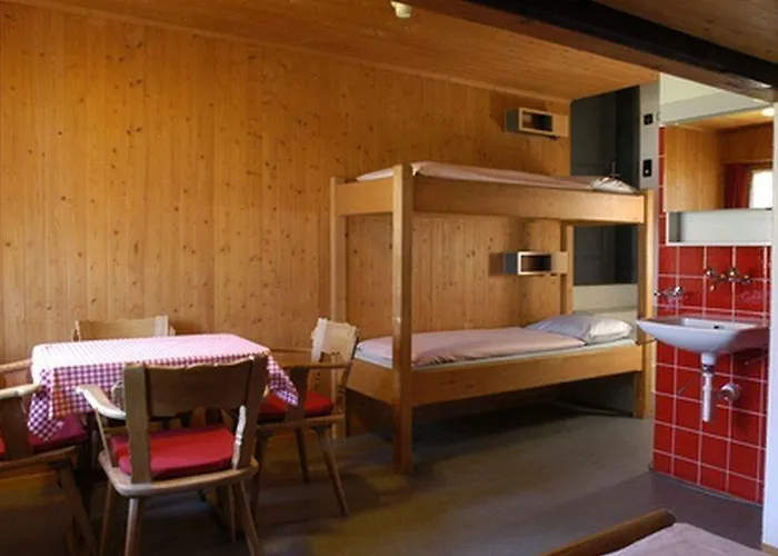 호스텔 유스호스텔 *