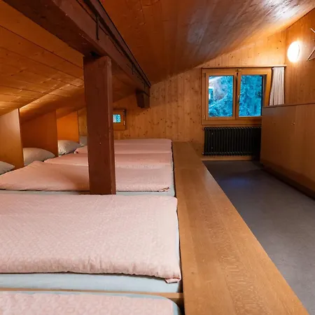 Youth גרינדלוולד