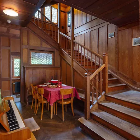 Youth אכסניה גרינדלוולד